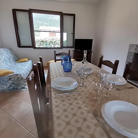 Сasa de vacaciones A 500metri Dal Mare Con Bellissima Vista Tertenìa